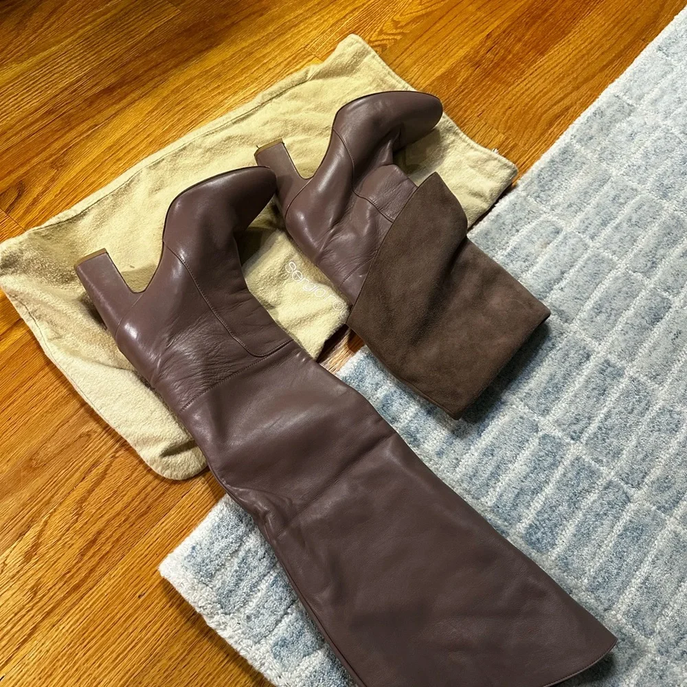 Stuart Weitzman Women's Dark Brown Heeled Boots - Picture 5 of 5